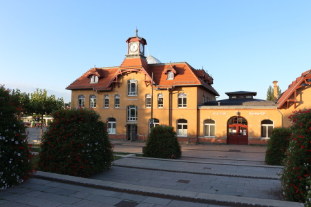 Volkshochschule im Radebeuler Kultur-Bahnhof, Sidonienstraße 1a