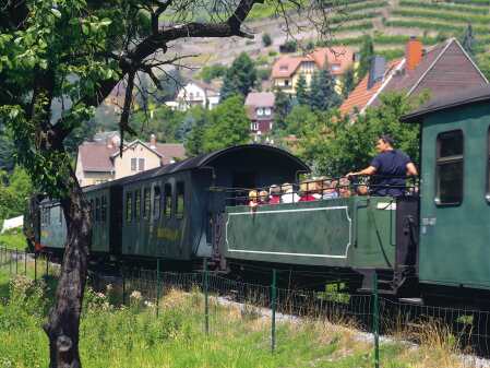 Fahrt mit dem Lößnitzdackel in Radebeul